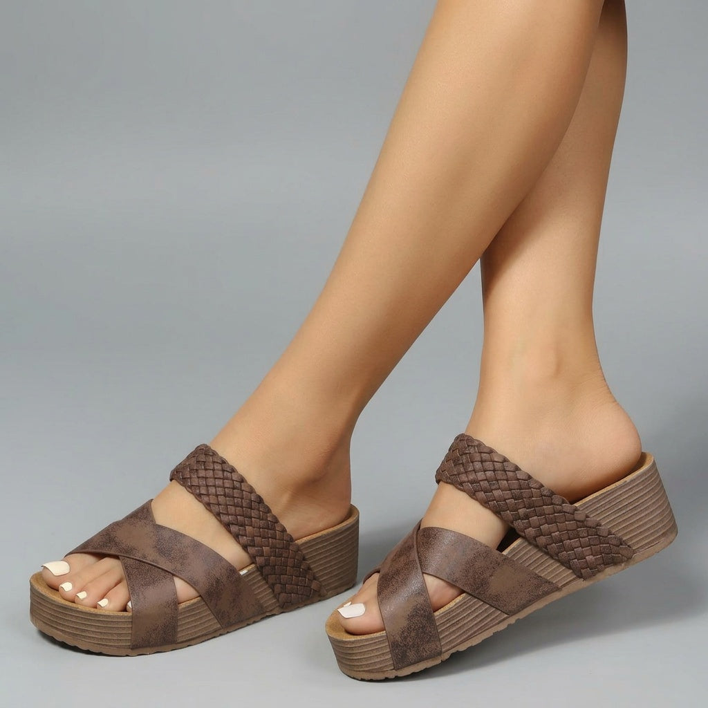 Beige Gevlochten Sleehak Sandalen Dames Comfortabele
